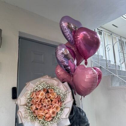 Bouquet + balloons